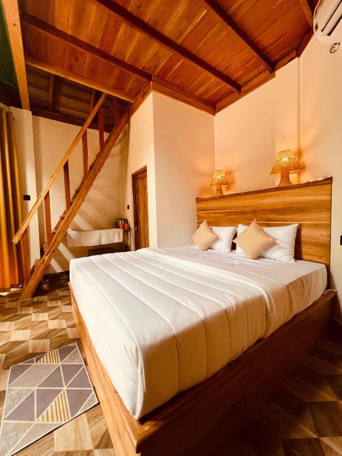 Turtle Wood Cabin Tangalle Exterior foto