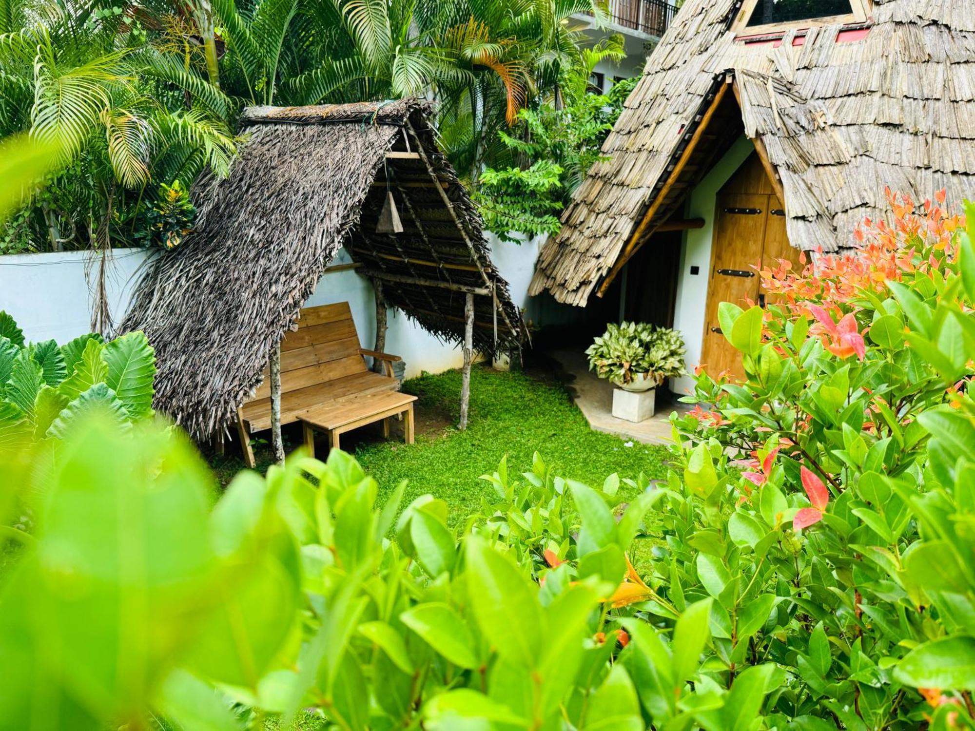 Turtle Wood Cabin Tangalle Exterior foto